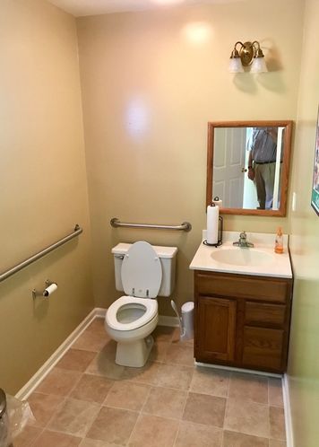 40 Colonial Square, Sylva, NC 28779